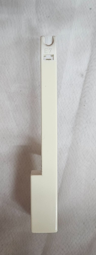 ROLAND KR-75 Keyboard White E7 Replacement KEY