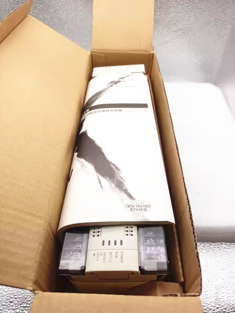 1pcs Mitsubishi PLC FX2N-128MR-001 Programmable Controller