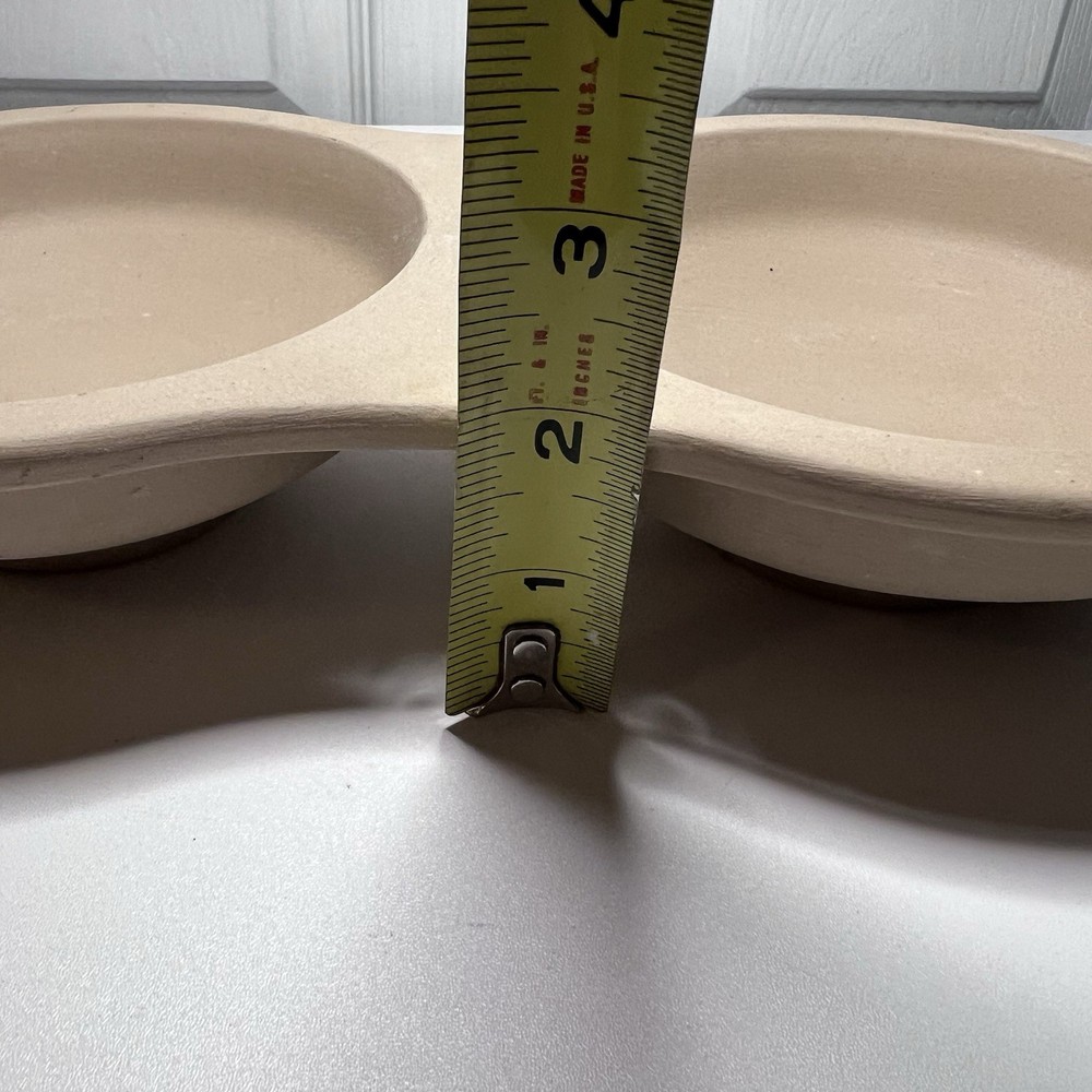 Pampered Chef Stoneware Microwave Double Egg Cooker