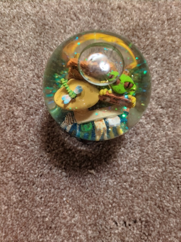 Rainforest Cafe Vintage Snow Globe (Rare, 2003)