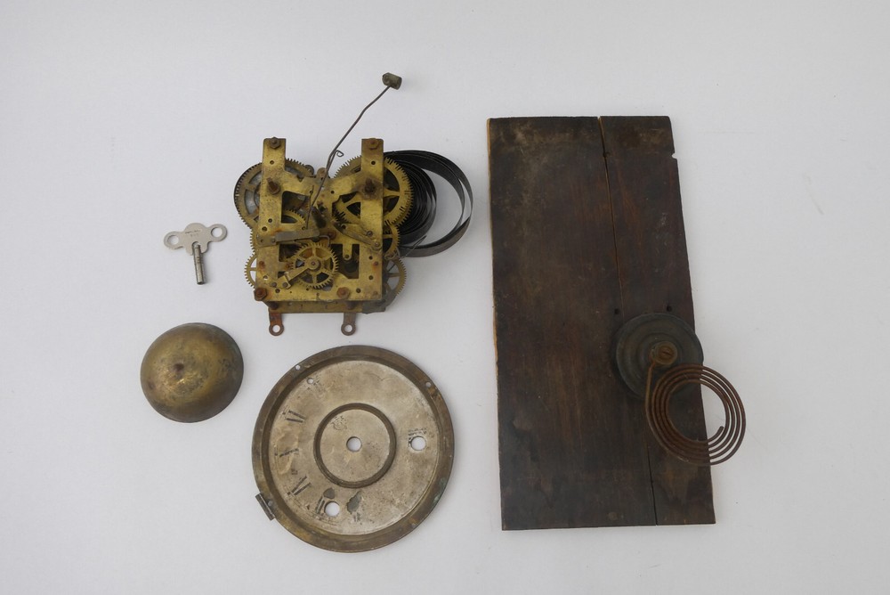 Broken Brass Unknown Maker Gears Clock Parts Panel Face Movement