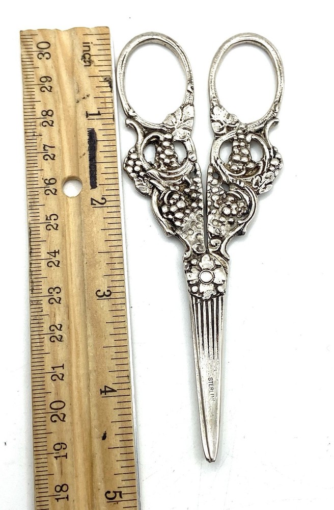 Antique Sterling Silver / 925 Grape & Leaf Shears Scissors 39.6 gram