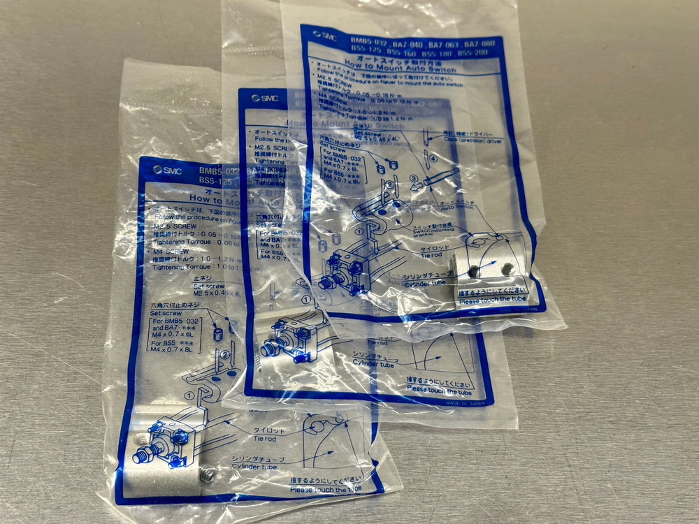 (3) SMC BMB5-032 Auto Switch Mounting Bracket