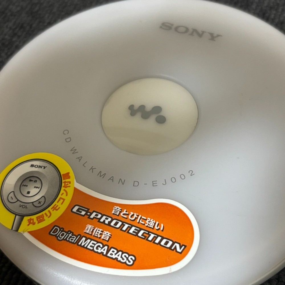 SONY CD WALKMAN D-EJ002 Portable CD Player White Main Unit Tested Used