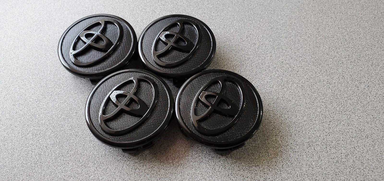 4x TOYOTA WHEEL RIM RIMS CENTER HUB CAP CAPS GLOSS BLACK LOGO 57MM PRIUS COROLLA