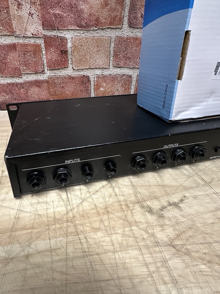 DigiTech Studio Quad 4 In 4 Out Mutli Effects Processor