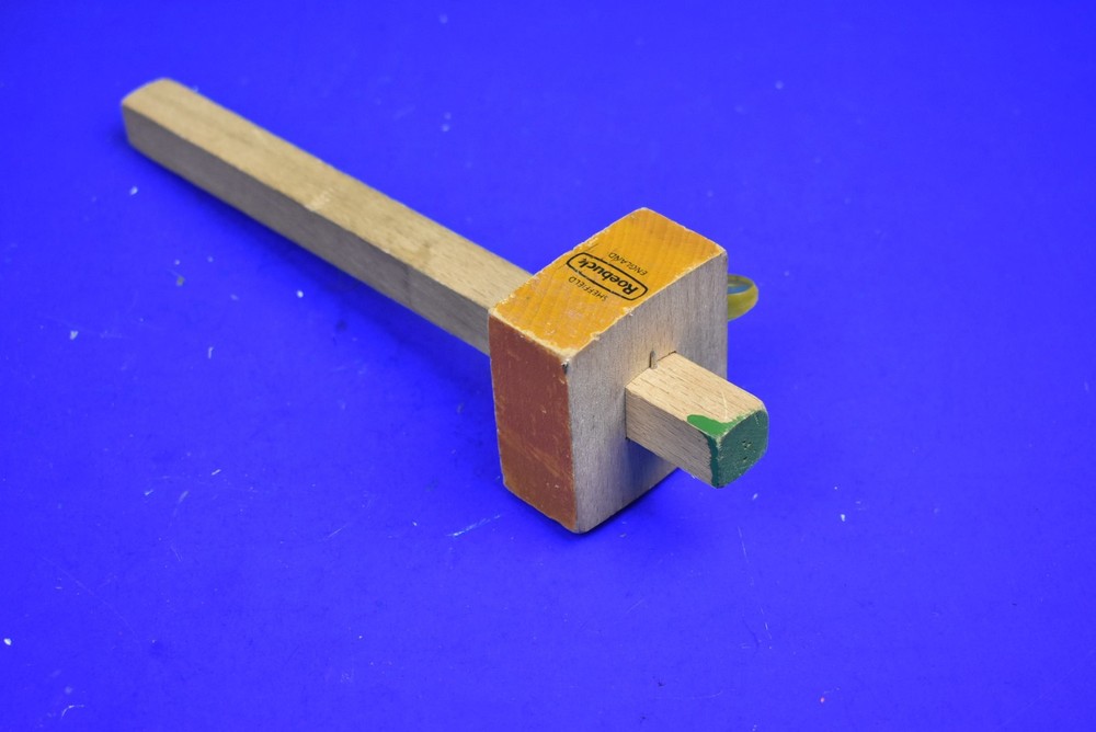 Good Used Roebuck Beech Joiner's Marking Gauge