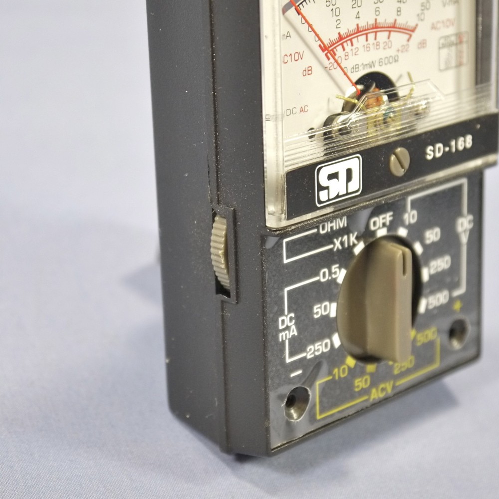 Leviton Range Multimeter Multi-Tester for testing Volts Ohms & Amps 48924