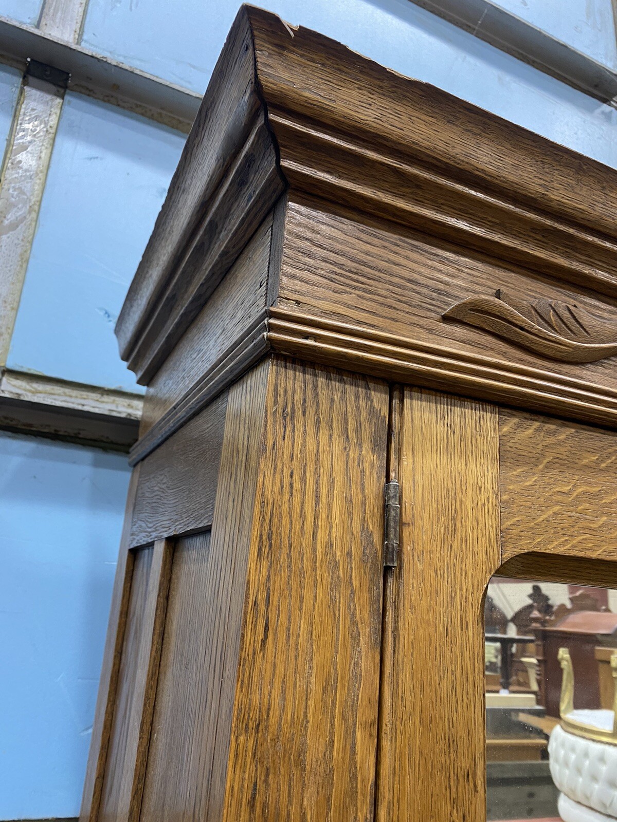 65564 Antique Victorian Oak 2 Door Wardrobe Cabinet