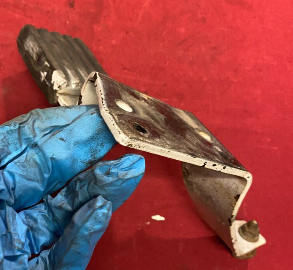 MACK CXU613 HOOD REST SUPPORT BRACKET LH