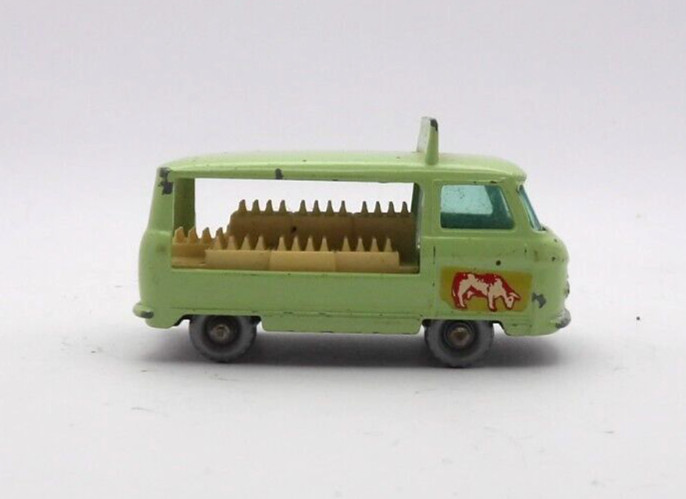 MATCHBOX NO 21 COMMER BOTTLE FLOAT REASONABLE CONDITION UNBOXED