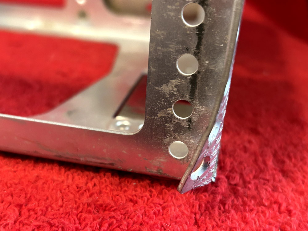 MOUNTING TRAY FOR GARMIN GIA 63W INTEGRATED AVIONICS UNIT