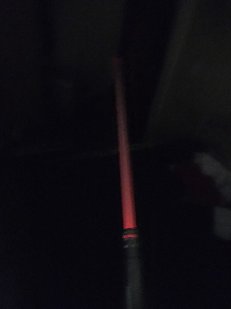STAR WARS RED LIGHT UP LIGHTSABER