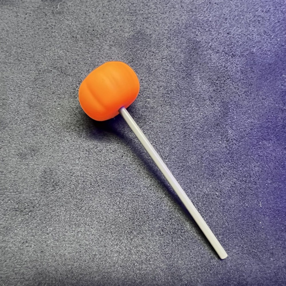 HALLOWEEN Guitar Speedle String tool stinging electric through strings bridge