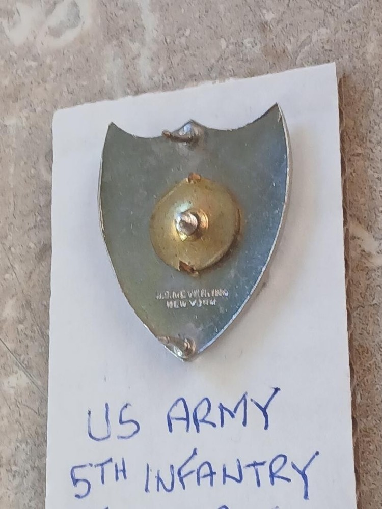 5th Infantry Regiment Crest DUI Crest