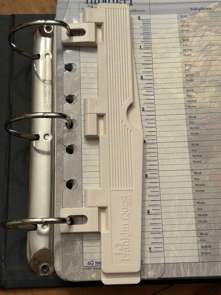 1990s Franklin Quest Planner 3 Ring Binder With Pages