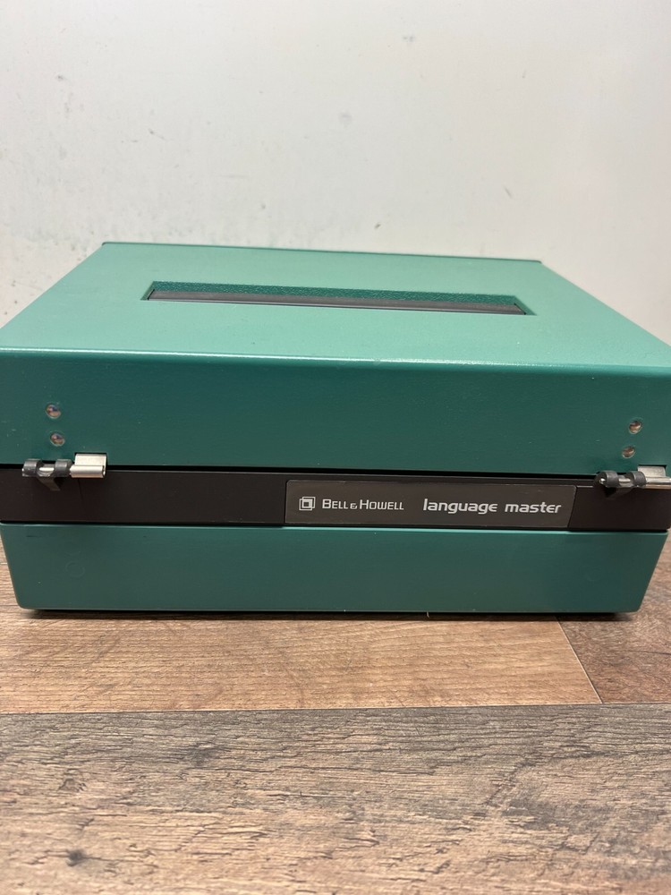 Bell & Howell LANGUAGE MASTER model 1757B