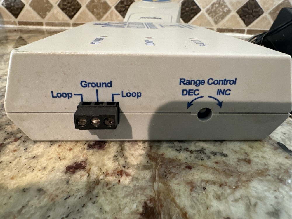 DOG GUARD T7k Transmitter + Panamax Loop Transmitter + AC Adaptor,