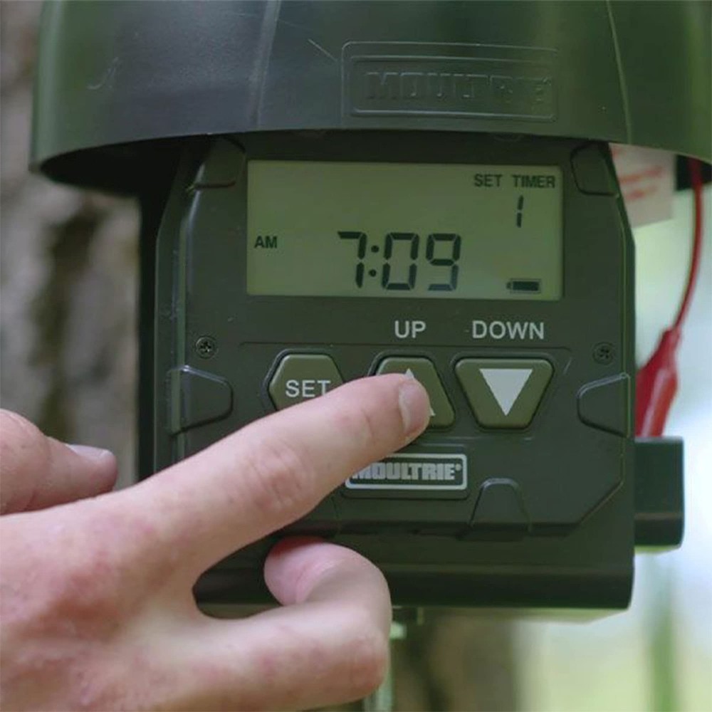 Moultrie Hanging Deer Feeder | Easy Set Timer 15 Gallon