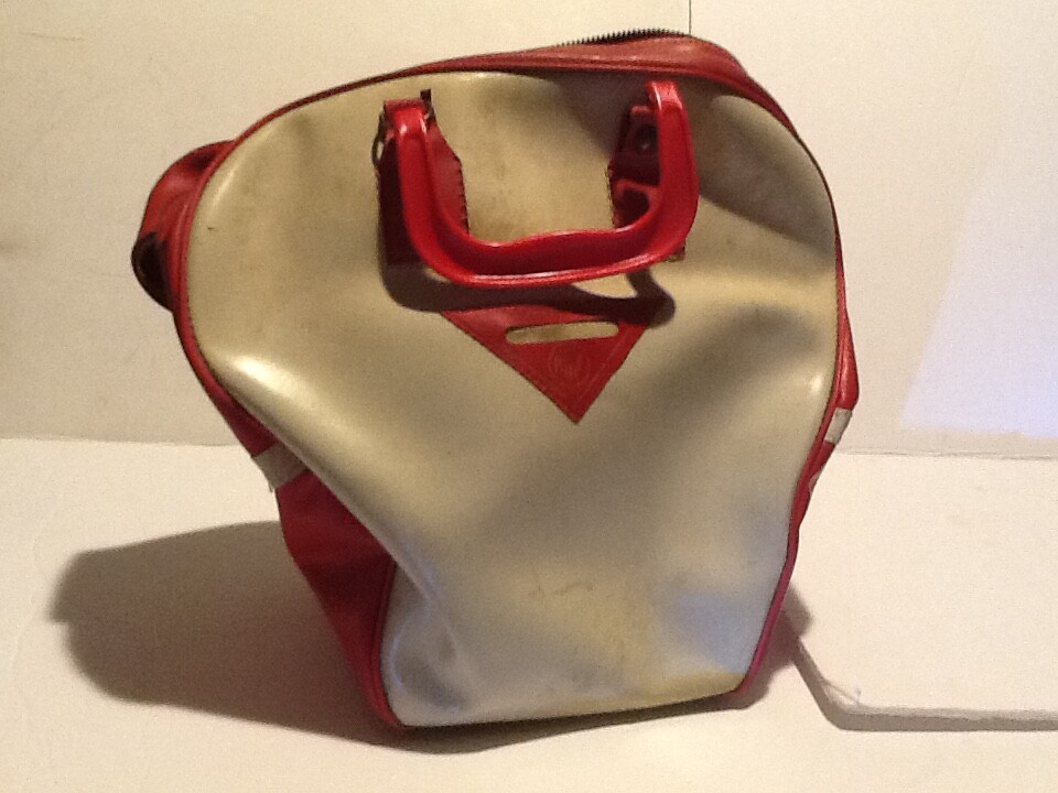 Vintage AMF Bowling Ball Bag. Red/White