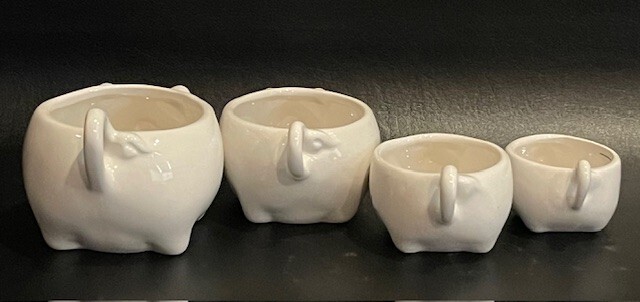 Rae Dunn Pig Measuring Cups