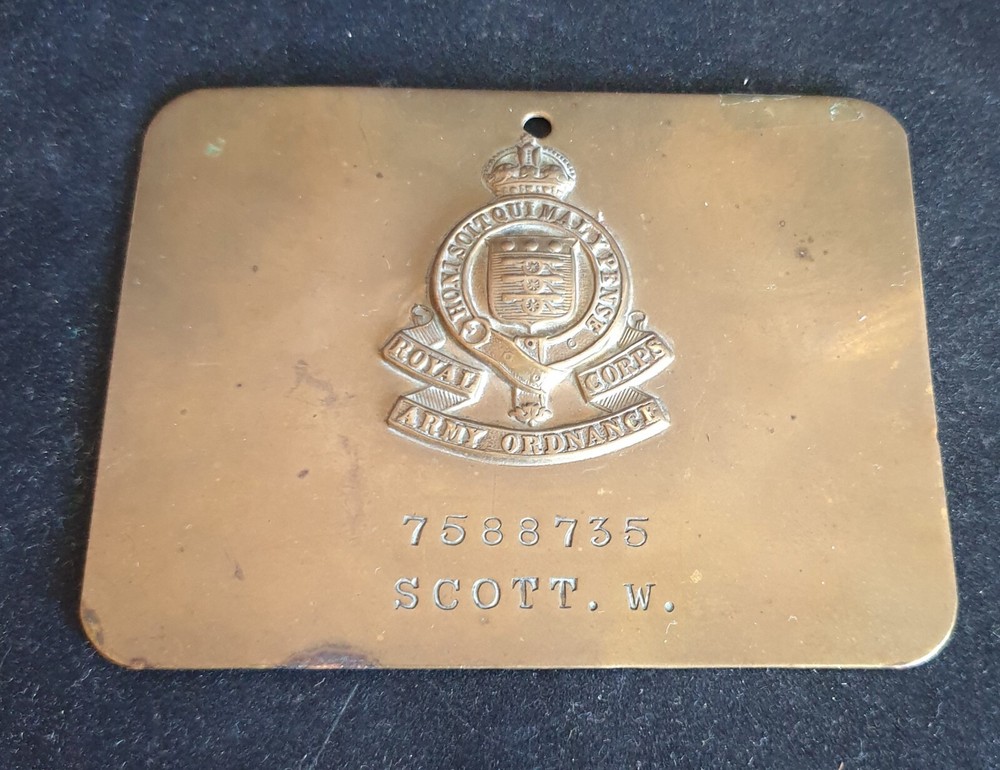 WW2 British Barracks Locker Plate to 7588735 Scott.W Royal Army Ordnance Corps