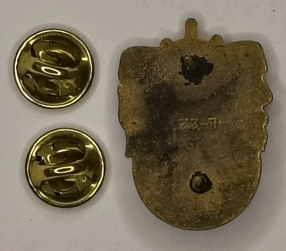 US Army Forces Command FORSCOM Distinctive Unit Insignia DUI Crest Pin Back