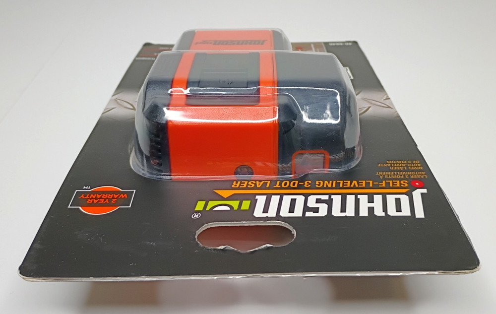 NEW Johnson Level 40-6646 Self-Leveling 3 Dot Laser