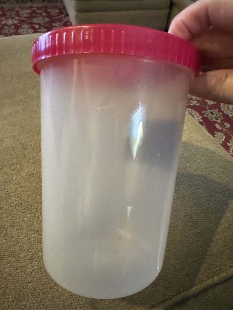 Vintage It’s A Keeper Plasticware 48oz Shaker Pitcher (JL)