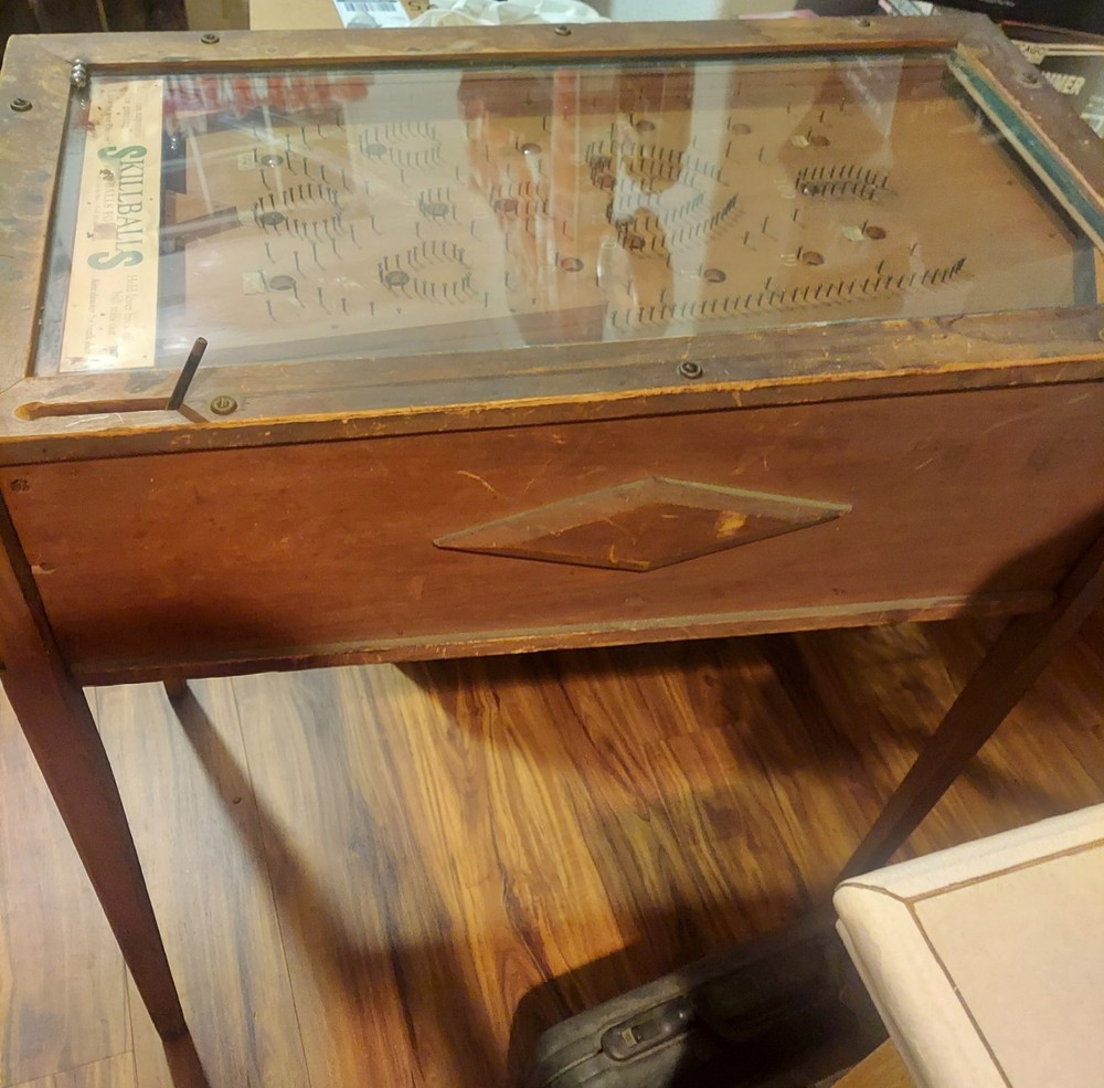 1930's antique 1 cent arcade flipperless pinball table