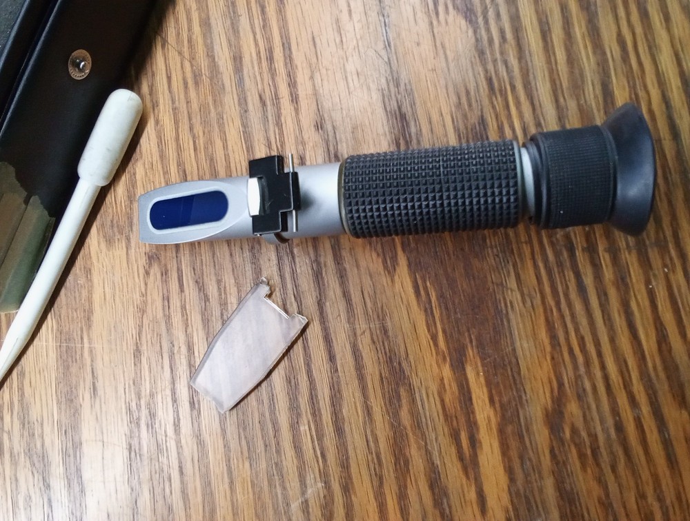 Portable Refractometer 0-32% Brix