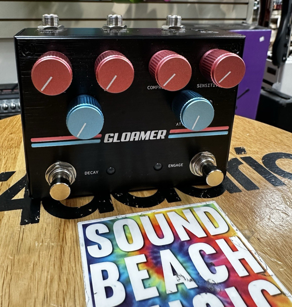 Pigtronix Gloamer Polyphonic Amplitude Synthesizer (Compressor) Pedal