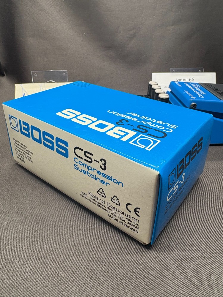 Boss CS-3 Compression Sustainer Guitar Effect Pedal with box