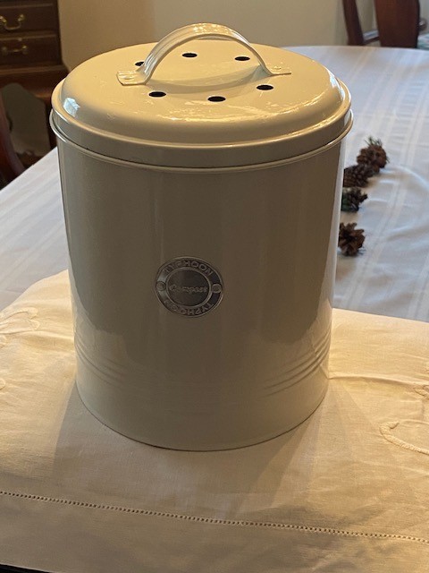 Kitchen vintage inspired compost container  by typhoon