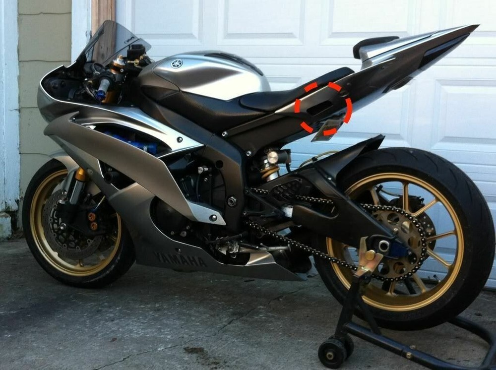 YAMAHA R6 Passenger Peg DELETE, 08-16 White