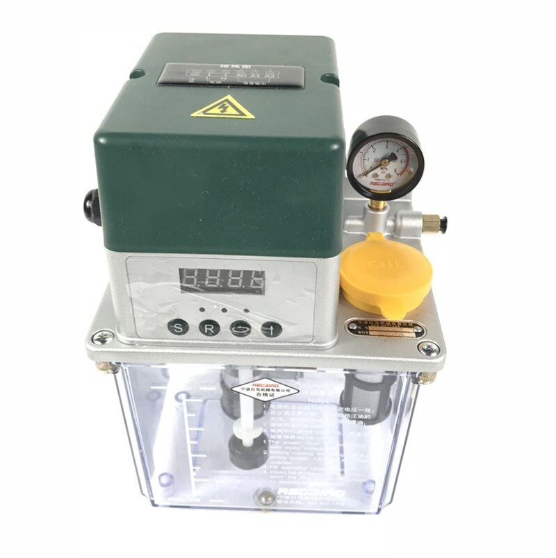 2L Digital Display Automatic Gear Lubricating Pump 220V Electric Oiler Tool