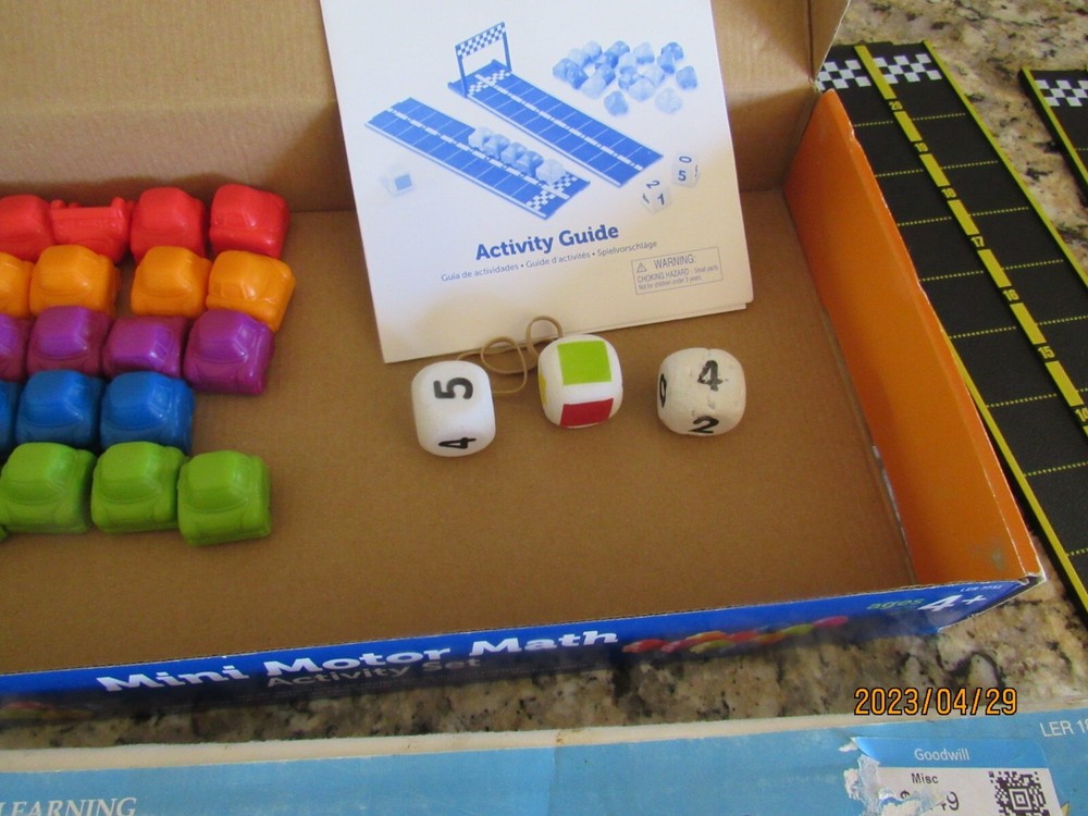 Lot 2 Learning Resources-Mini Motor Math-Friendly Farm Activity Sets-Games