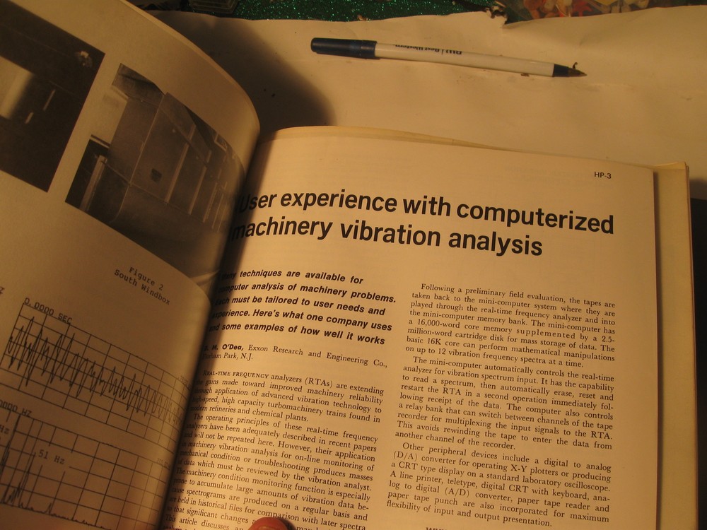 2" Binder Vibration Analysis Literature & Reference, c 1980's.