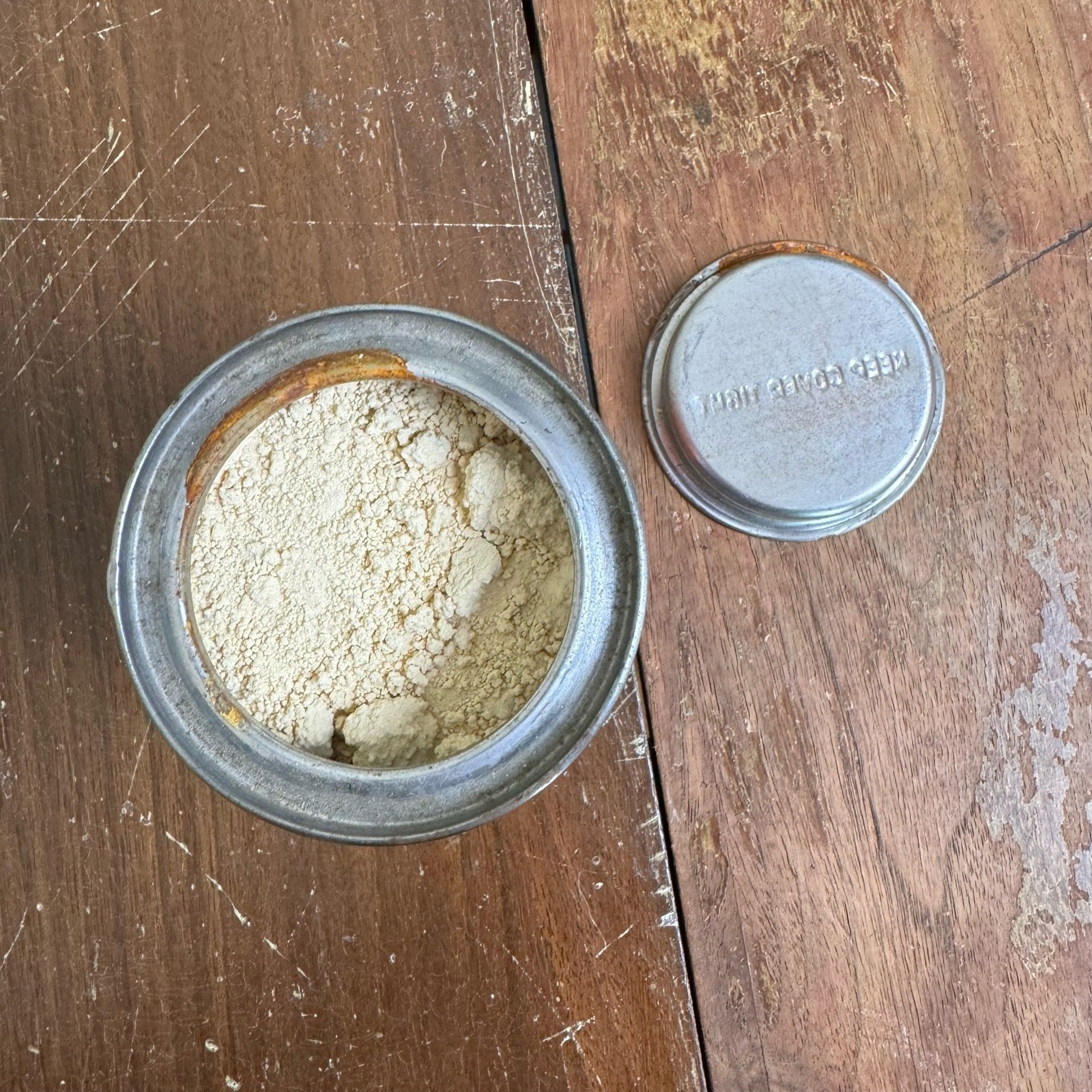 Vintage 1950s Borden Elmer's Cascamite Urea Resin Glue Metal Can FULL