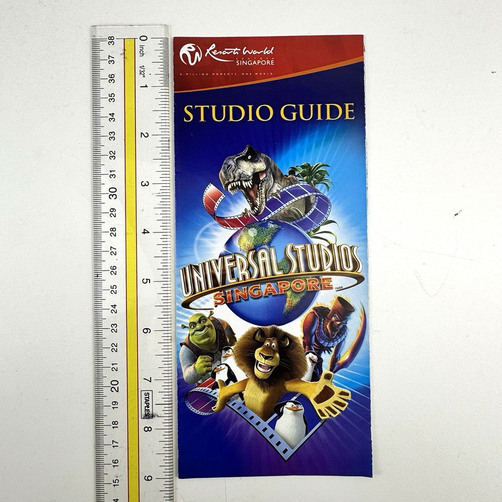 Universal Studios Singapore - Jan 2011 STUDIO GUIDE MAP - Soft Opening