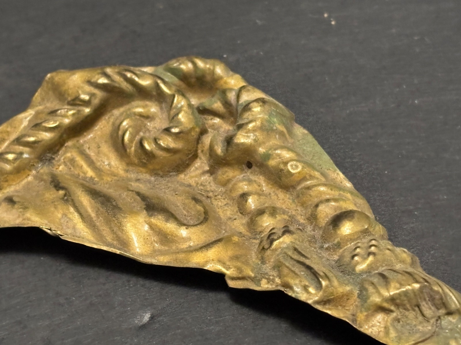 2 Decorative Antique Pressed Brass CORNERS Embossed ROPE & TASSEL Embellishments