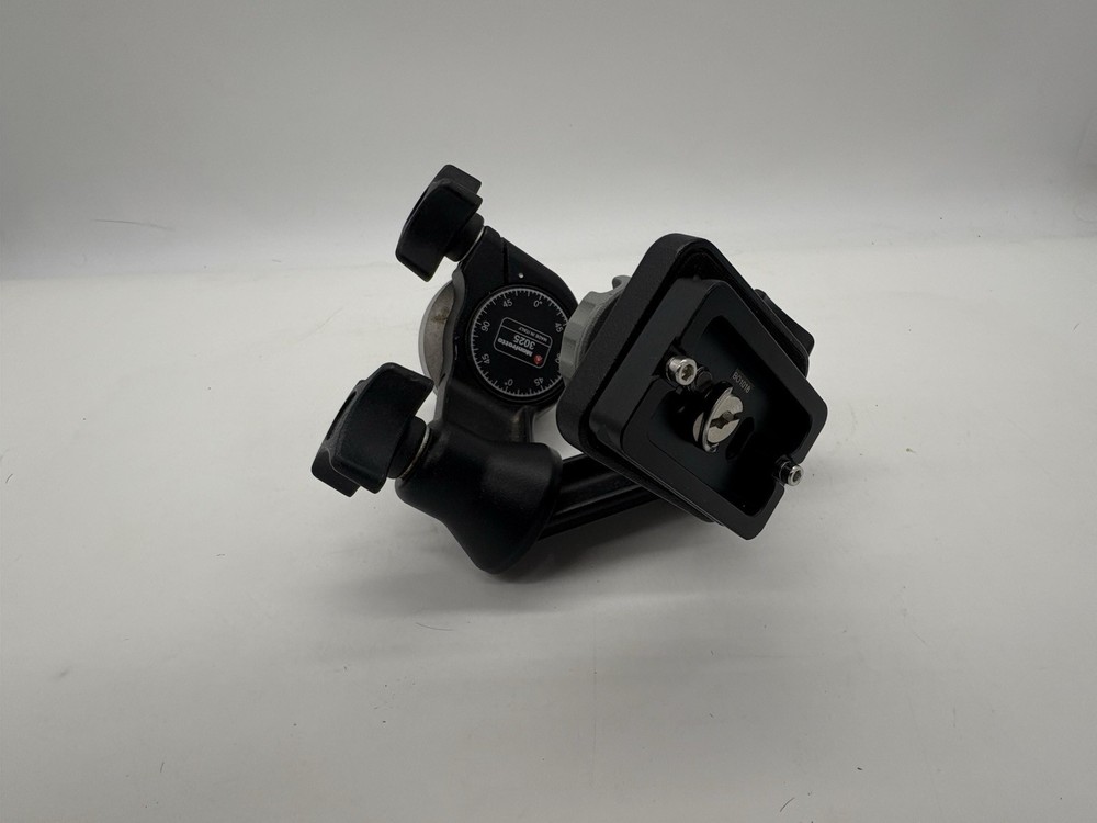 BOGEN MANFROTTO #3025 THREEWAY TRIPOD HEAD