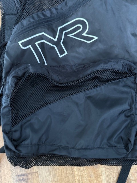 Tyr Elite Team Mesh Backpack Black Athletic Swim Workout Gear Bag Drawstring EUC