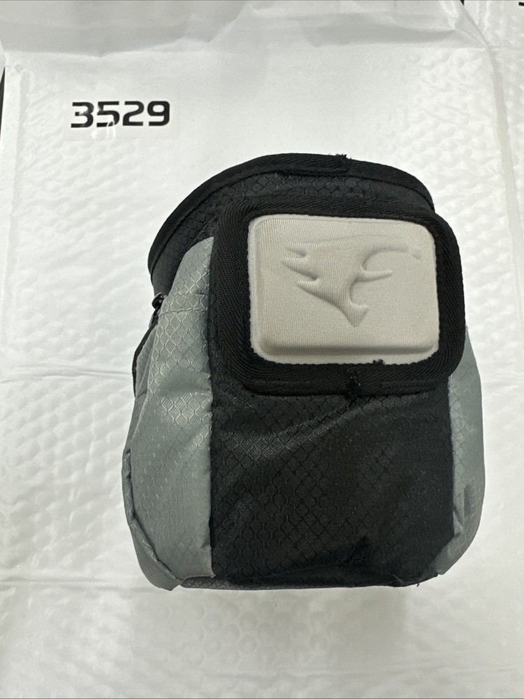 Item 3529 - Elevation Archery Release Pouch