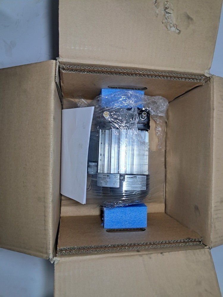 THOMAS VTE 3 Rotary Vane Vacuum Pump