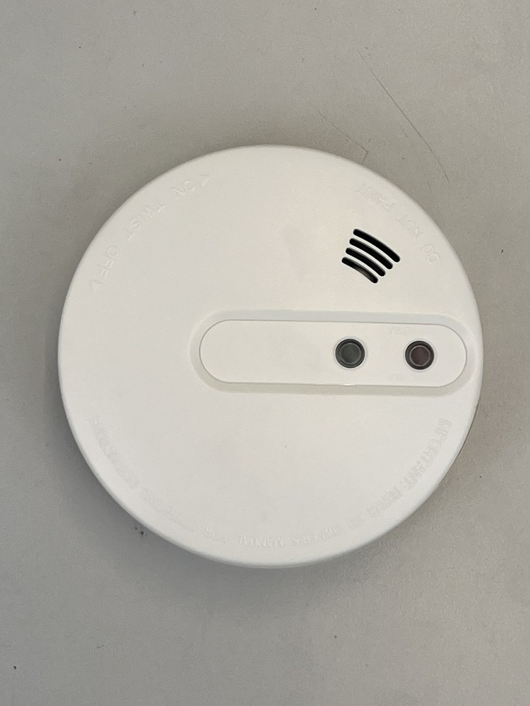 Wireless Smoke Detector Wireless Smoke Detector