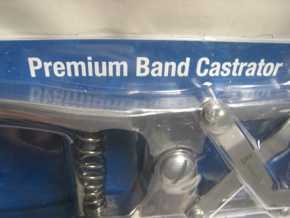 2005 Premium Castrating Tool For Calves - Quantity 1