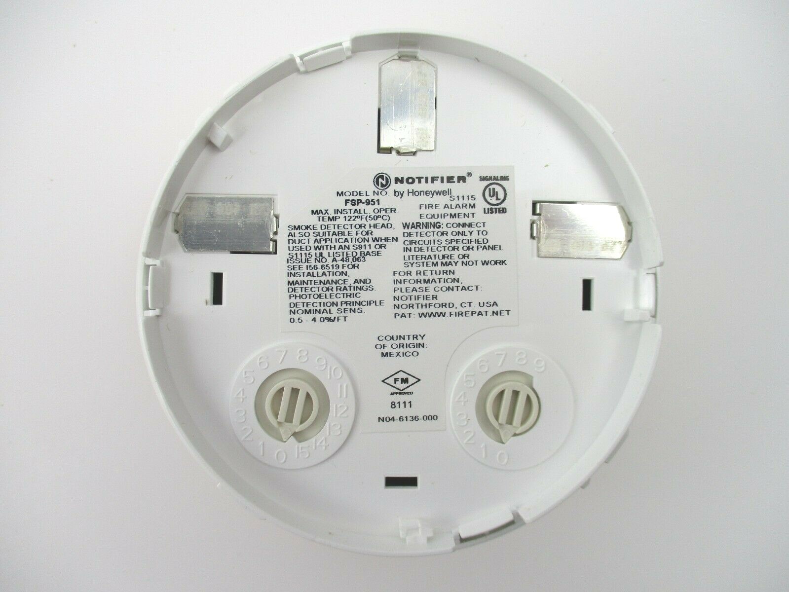 NOTIFIER FSP-951 SMOKE DETECTOR - INTELLIGENT ADDRESSABLE PHOTO DETECTOR; WITH F