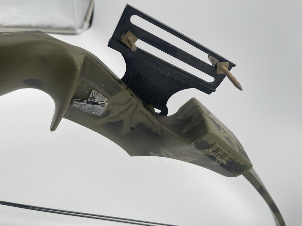 Vintage Indian Hunter Right Hand Compound Bow