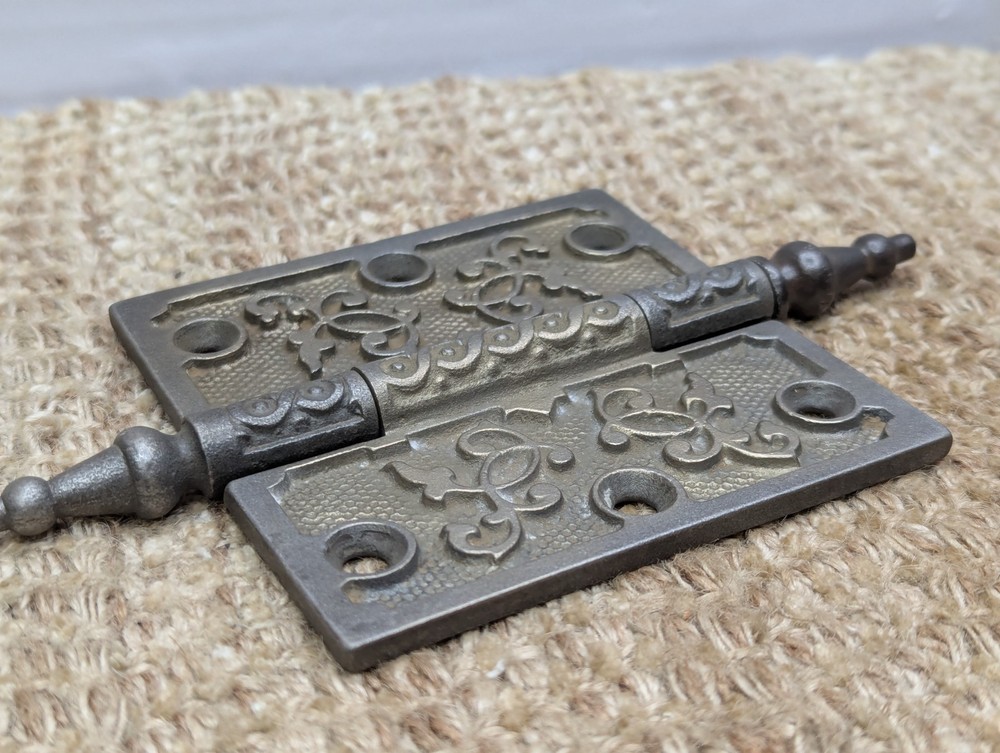 4" x 4" Antique Decorative Cast Iron Steeple Tip Hinge